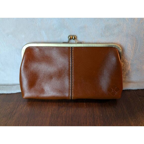 Patricia Nash stamped leather clutch - Picture 1 of 5